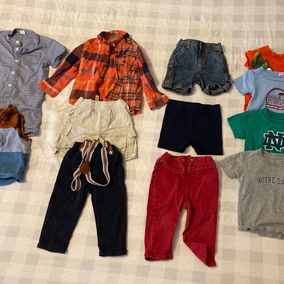 Lot of Boys Clothes 12-18 months - Picture 1 of 2